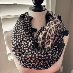 Stella & Dot Reversible Infinity Scarf - Leopard